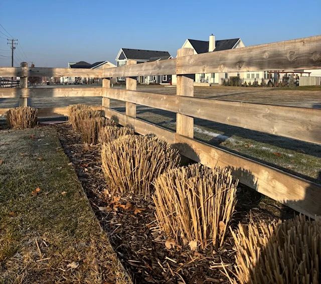Community perimeter fencing using high-wind rated ornamental aluminum in Kaysville, UT. Community perimeter fencing using high-wind rated ornamental aluminum in Kaysville, UT.