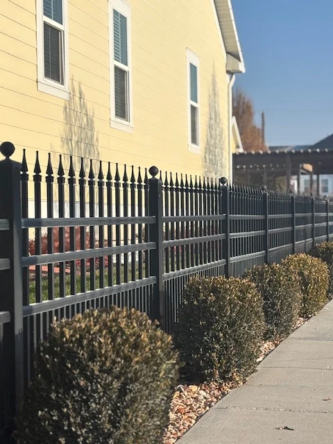 HOA Bronco Fence HOA