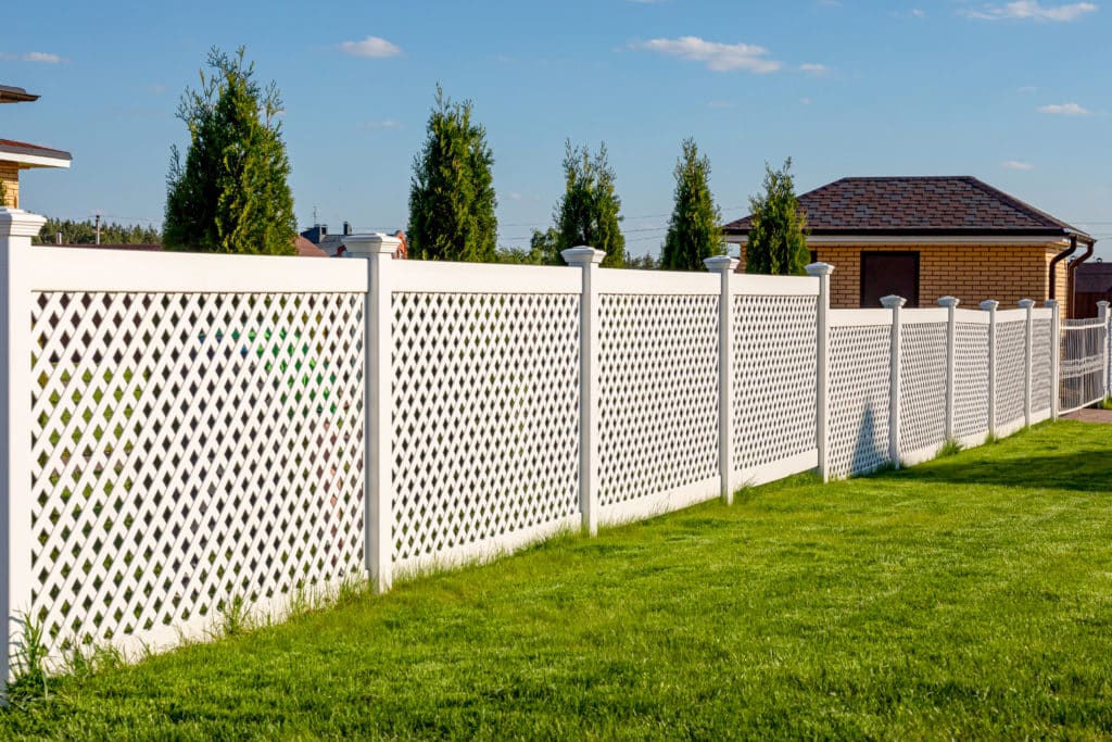 Kaysville Utah Vinyl Fencing Installer