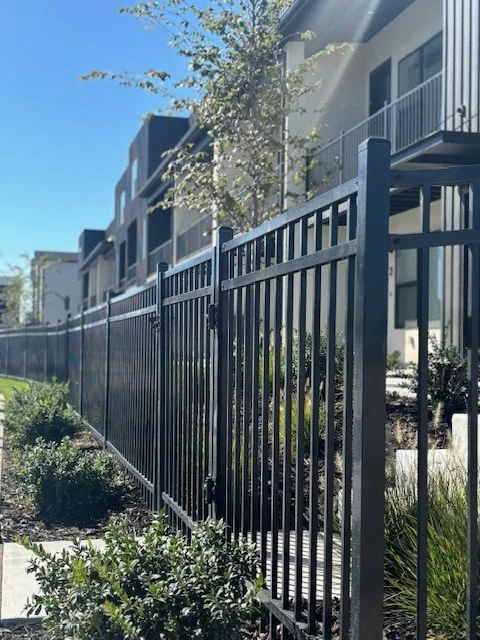 Installation Bronco Fence FAQS