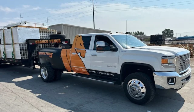 Bronco Fence truck Bronco Fence truck - Giving a bid