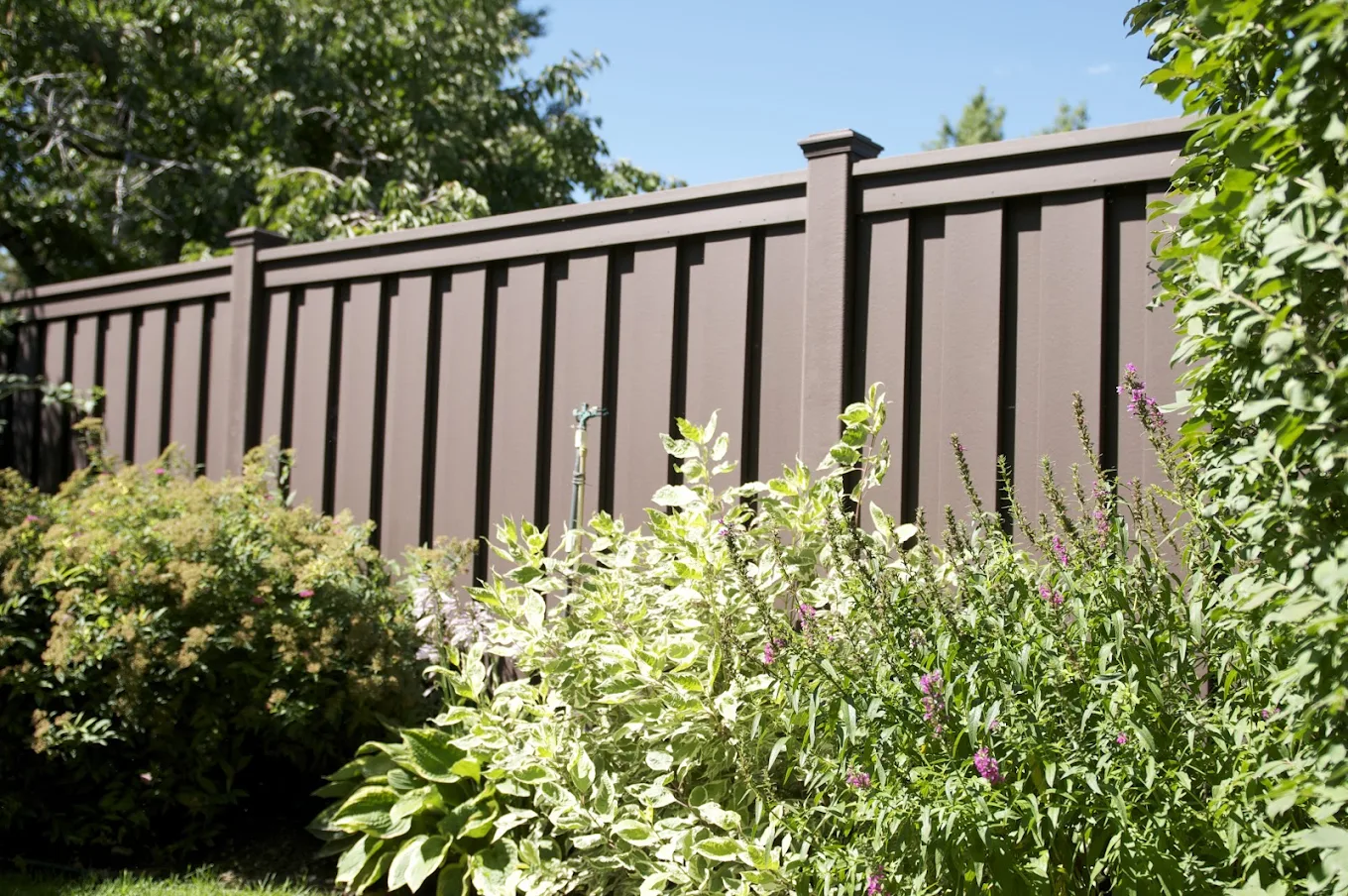 bronco-fence-trex-composite-3 Bronco Fence