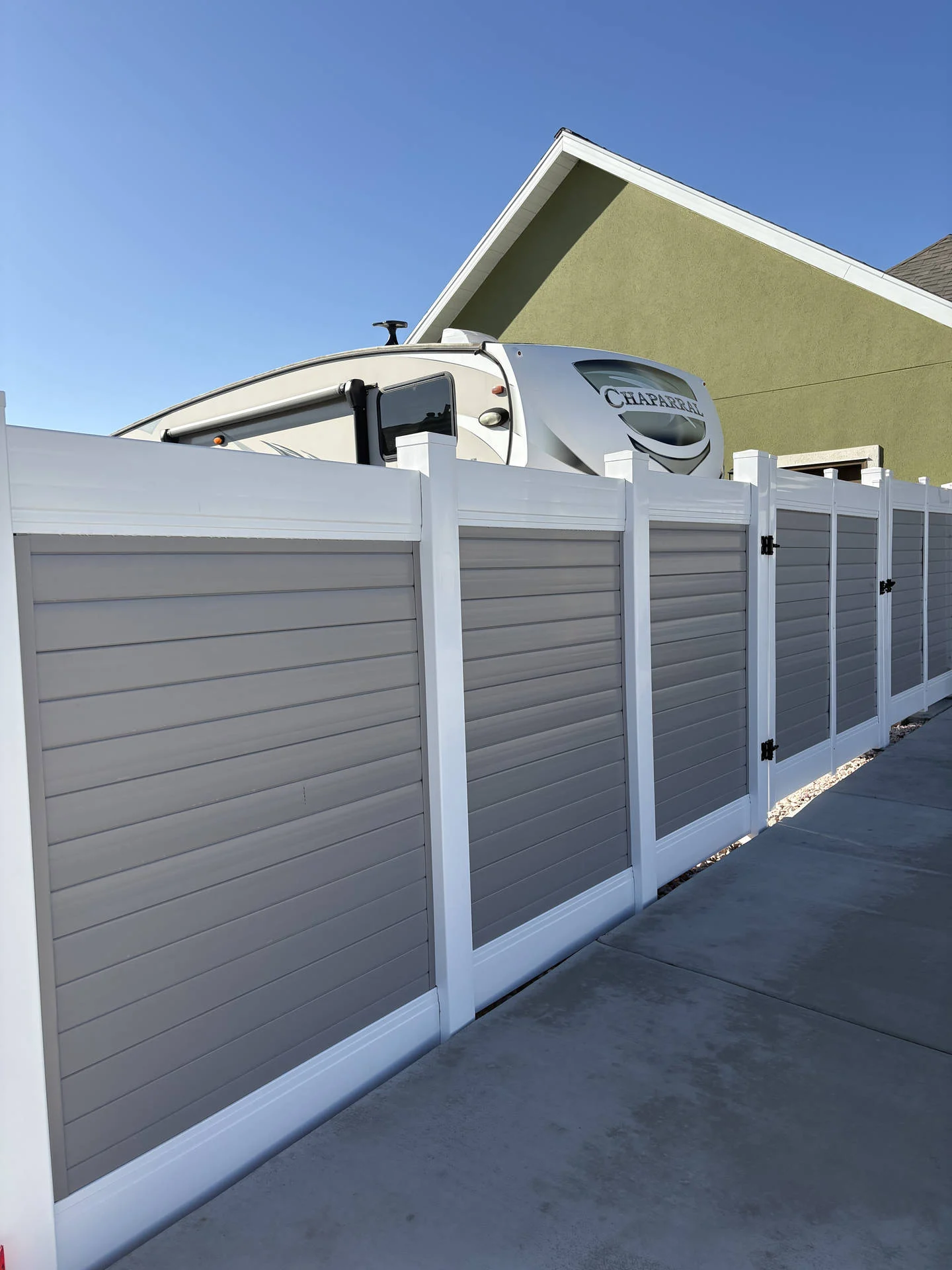 West Haven Privacy Fence: Two-Tone Vinyl, Gates
