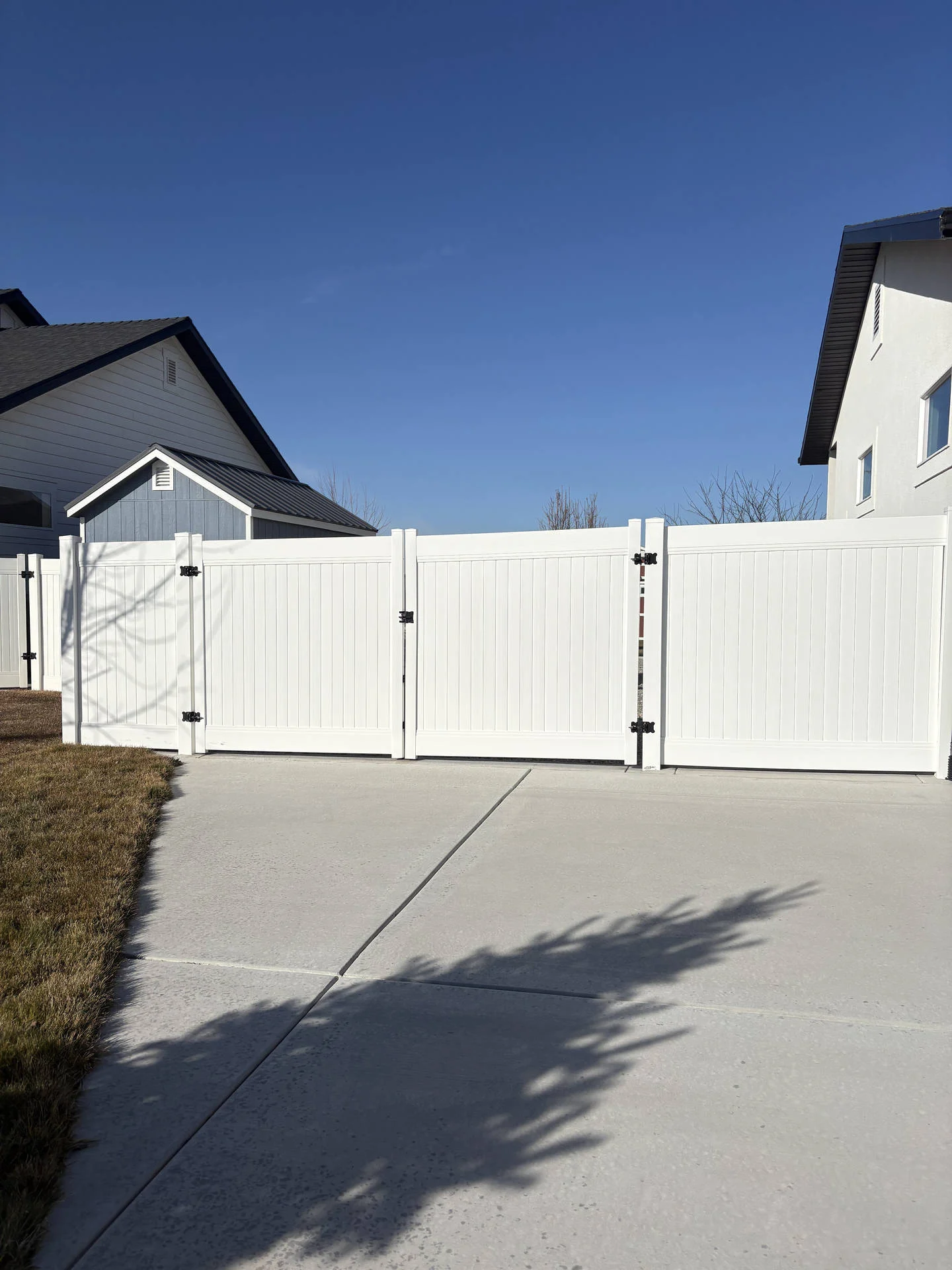 Recent Projects Taylor White Vinyl Privacy Fence & Gate Project