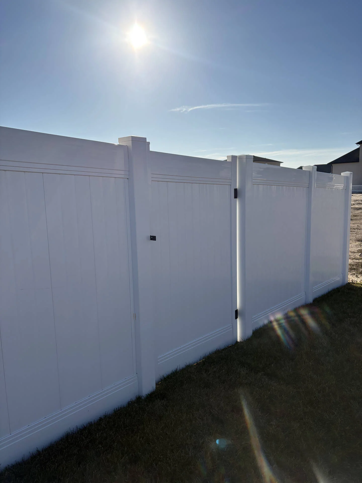 Taylor UT White Vinyl Privacy Fence & Gate