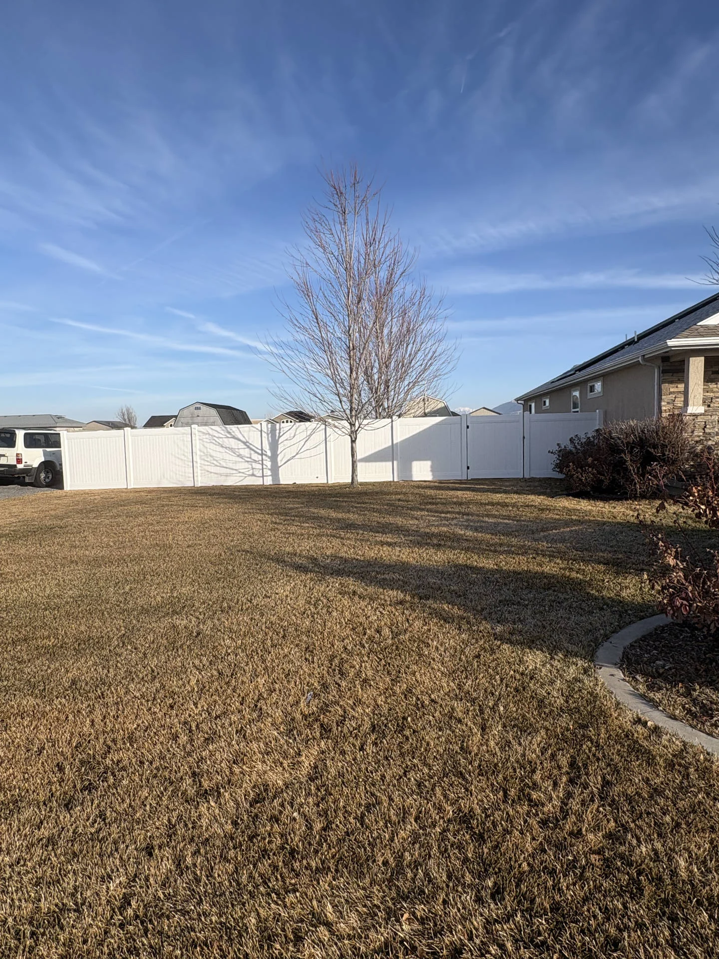 Farr West Privacy Fence with Heavy-Duty Gate