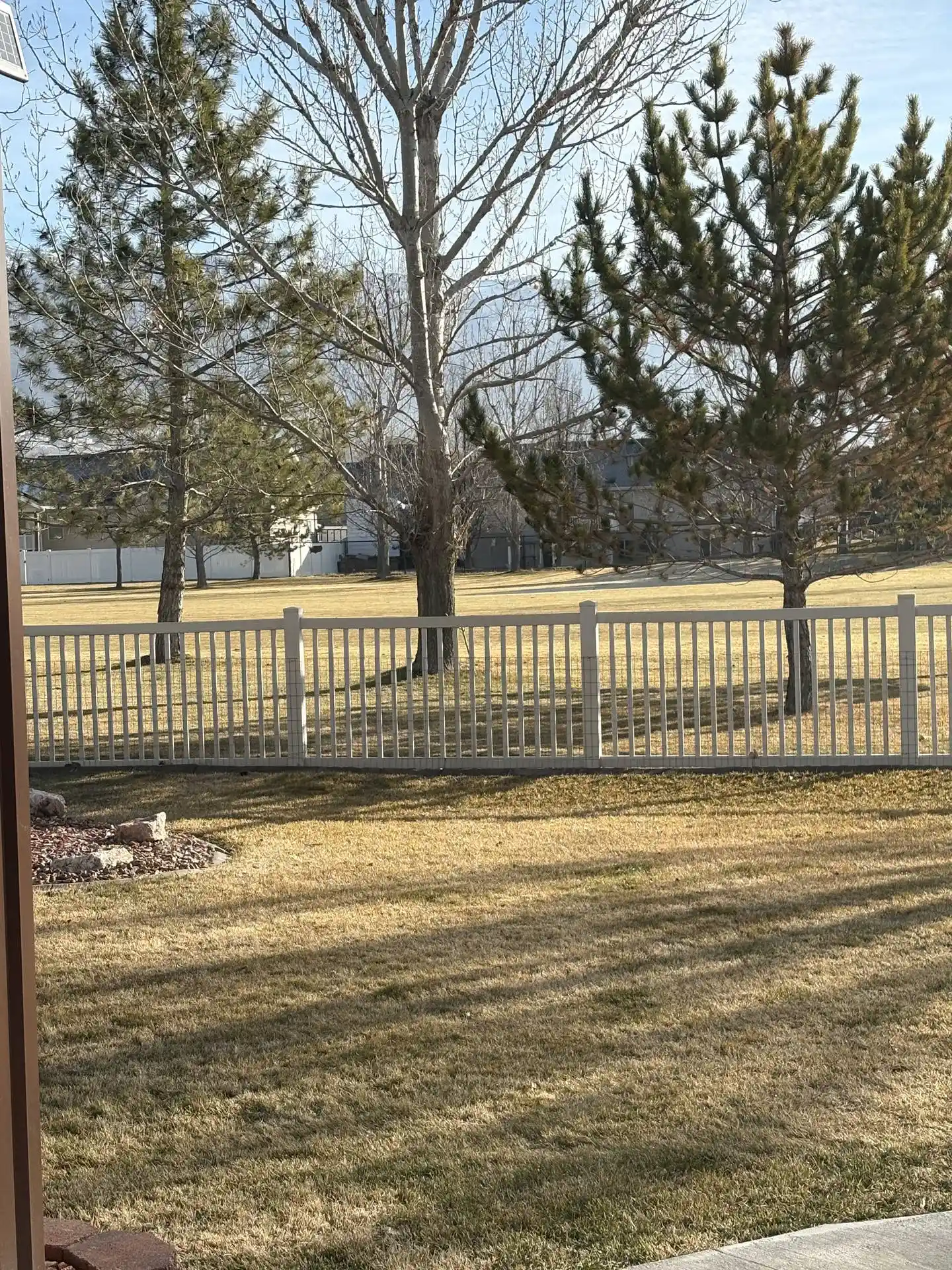 Farr West: Tan Vinyl Semi-Privacy Fence & Gates