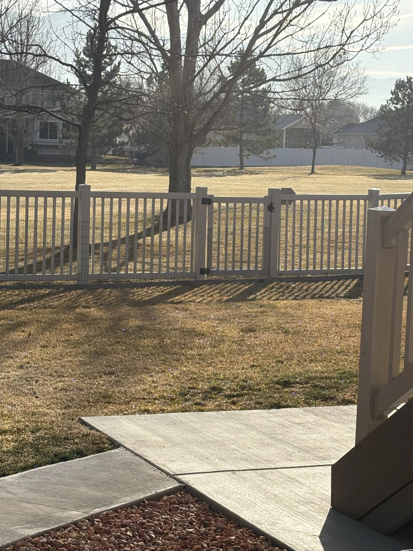 Farr West: Tan Vinyl Semi-Privacy Fence & Gates