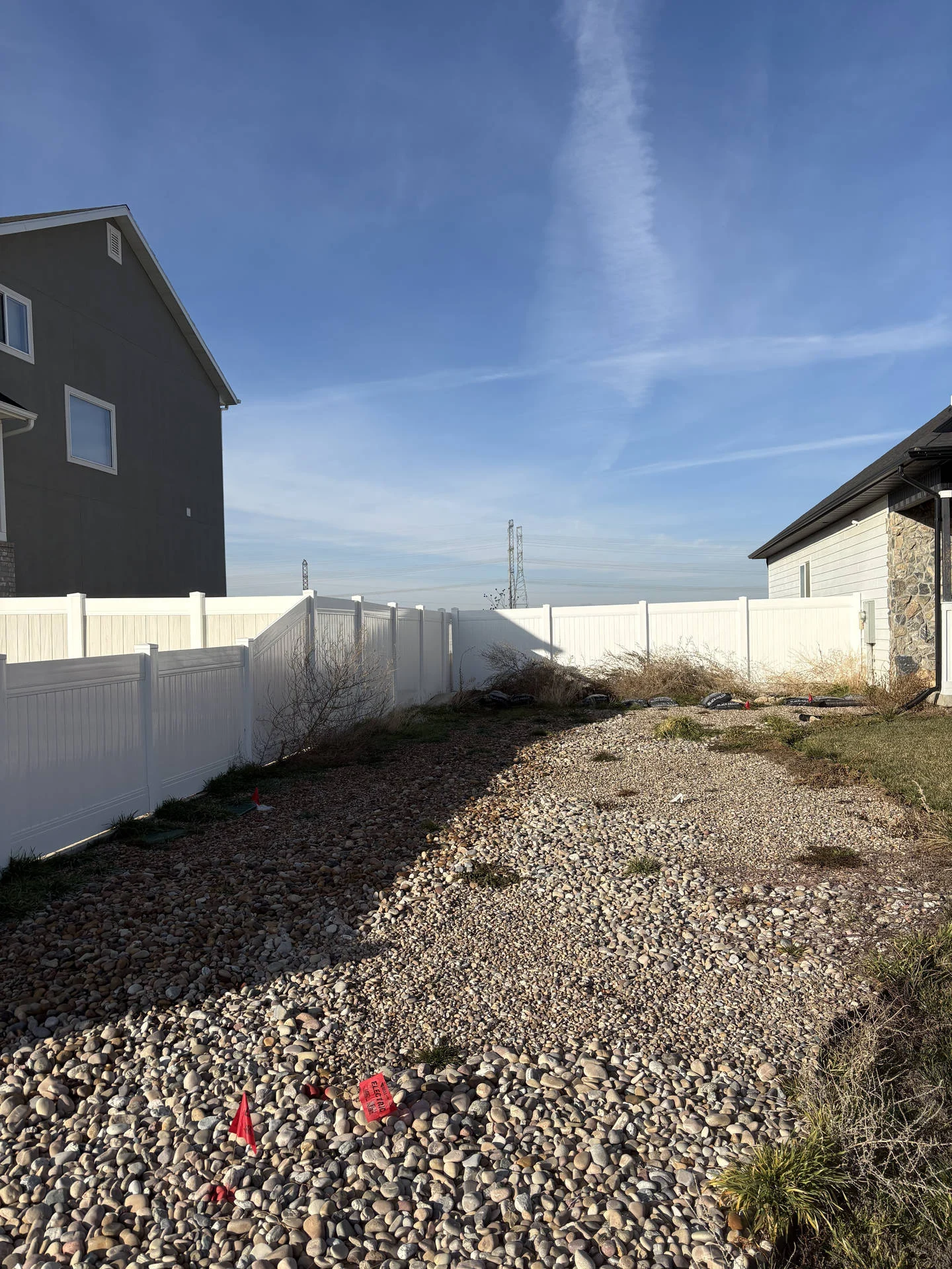 Farr West 6' White Vinyl Privacy Fence Project