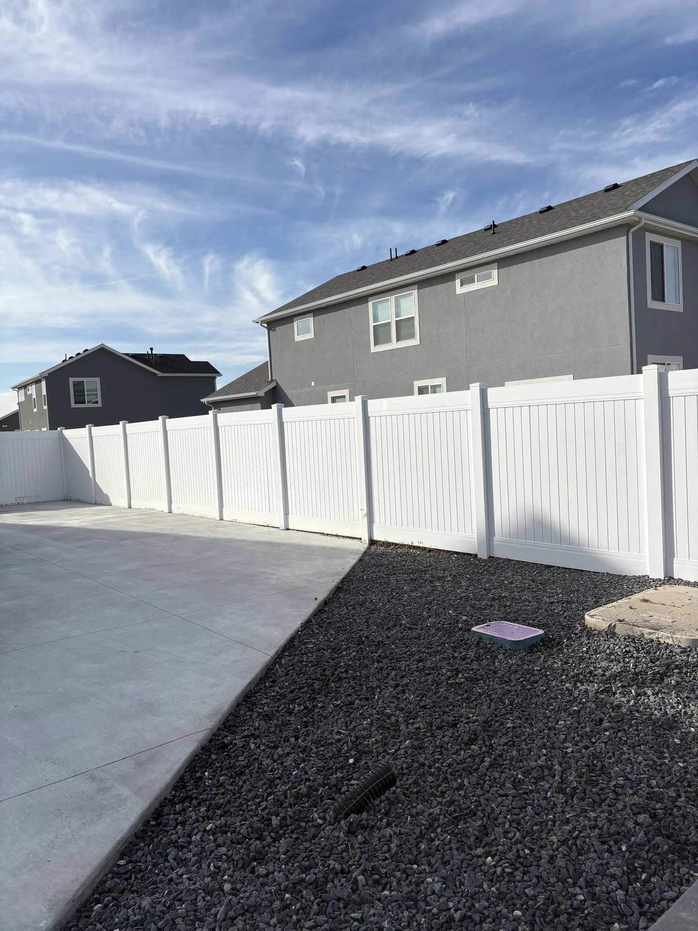 Plain City White Vinyl Privacy Fence with Gates