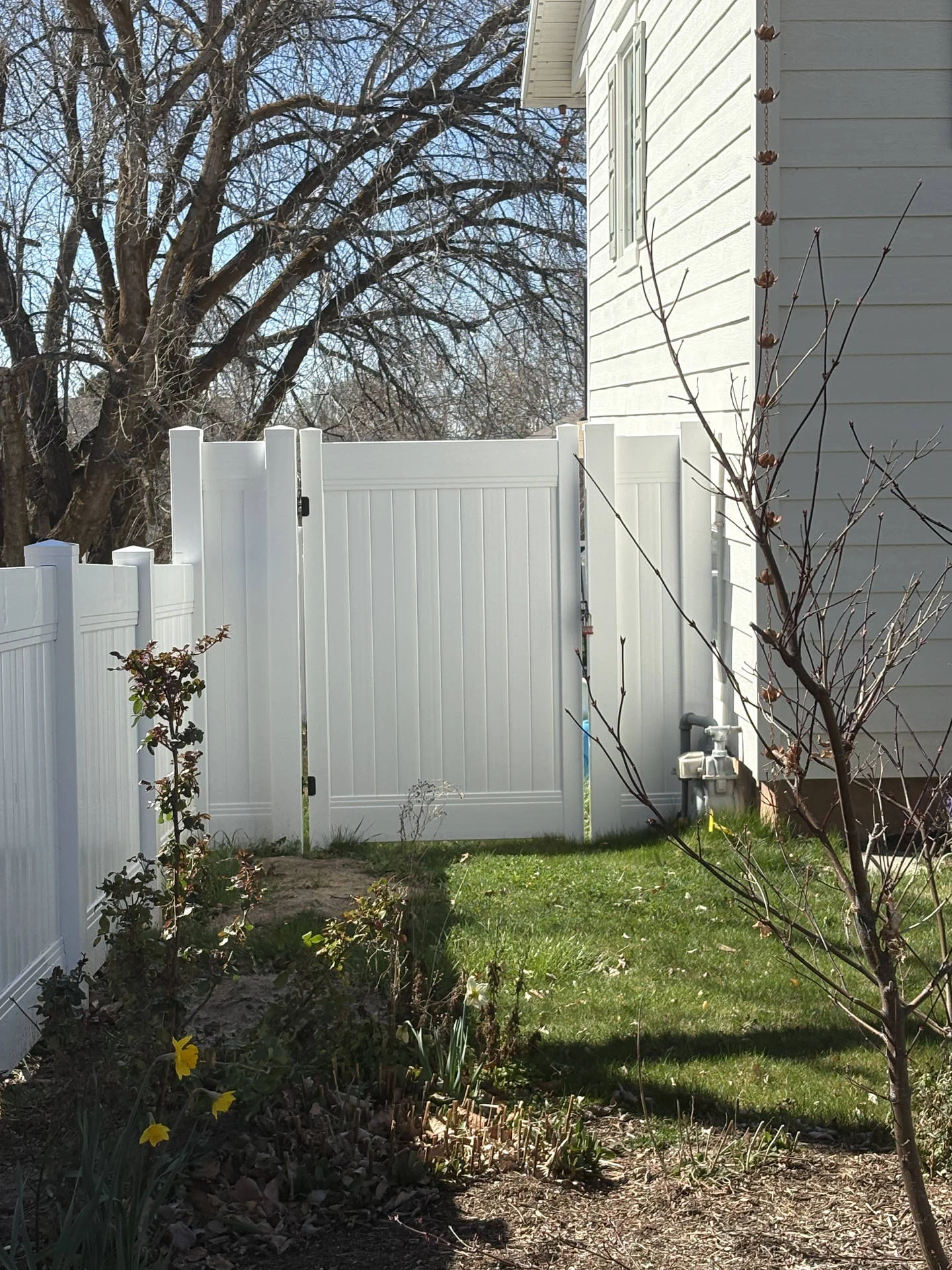 Kaysville Privacy Fence & Gates Installed