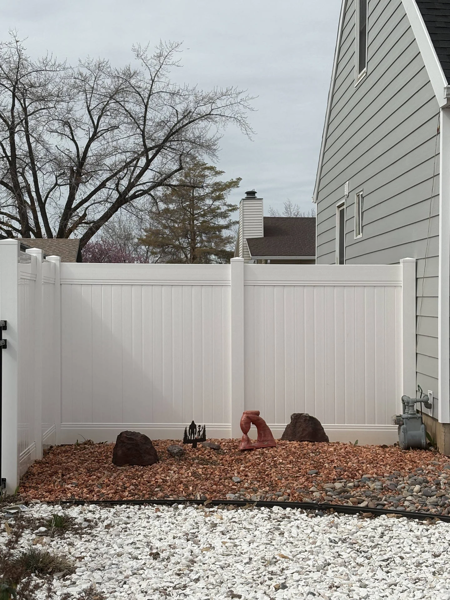 Clearfield Privacy Fence & Aluminum Guard Installation