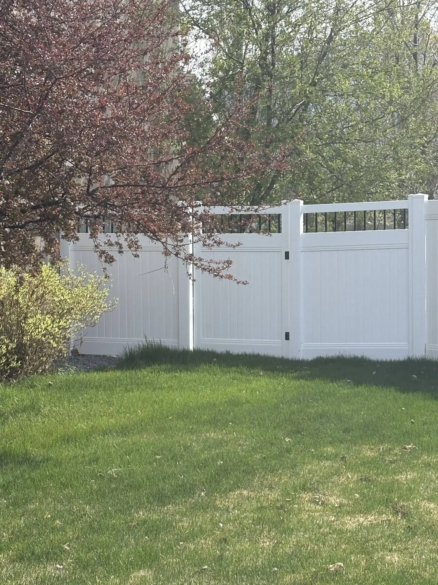 Recent Projects Farmington Privacy Fence: White Vinyl, Black Victorian Accents