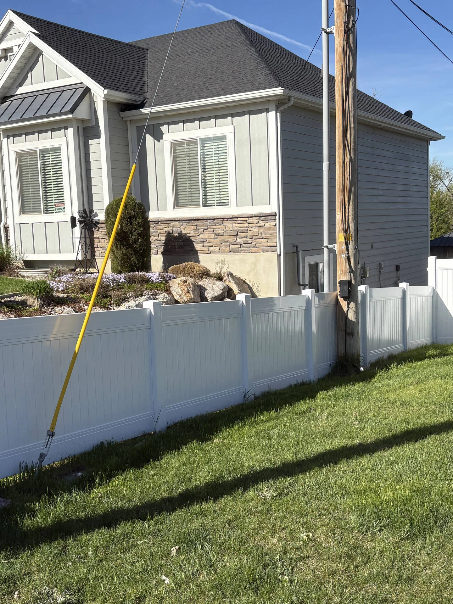 Woods Cross White Vinyl Privacy Fence Installation