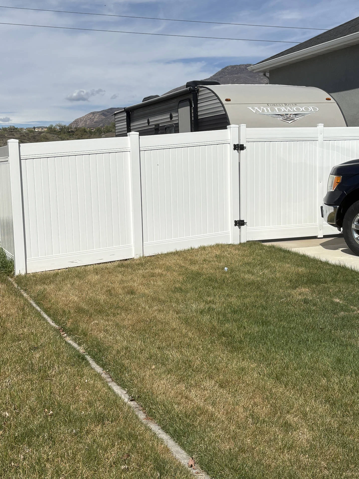 South Weber Privacy Fence & Gates Installed