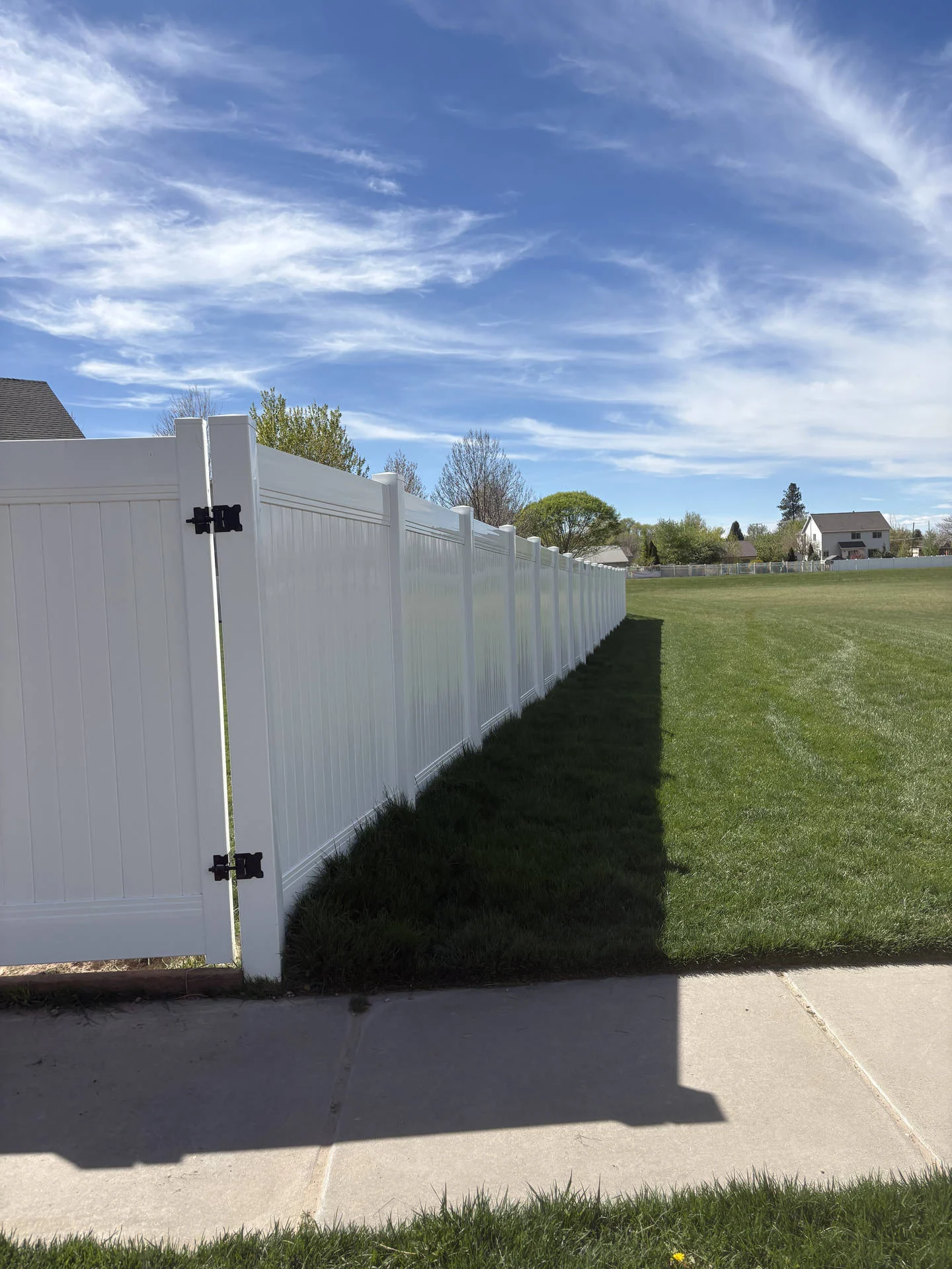 South Weber Privacy Fence Project: White Vinyl with Steel tube frame Gates