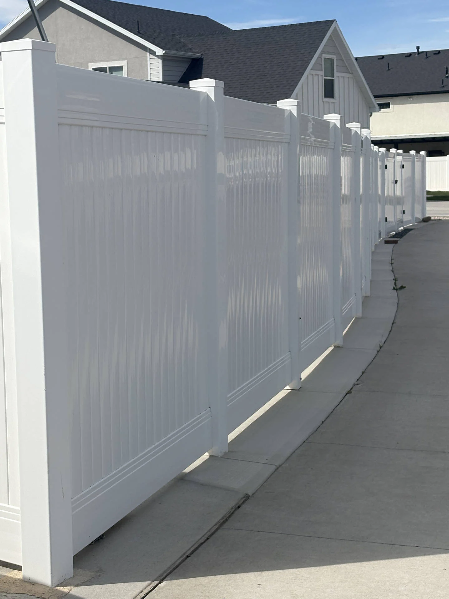 South Weber Privacy Fence with Double & Single Gates