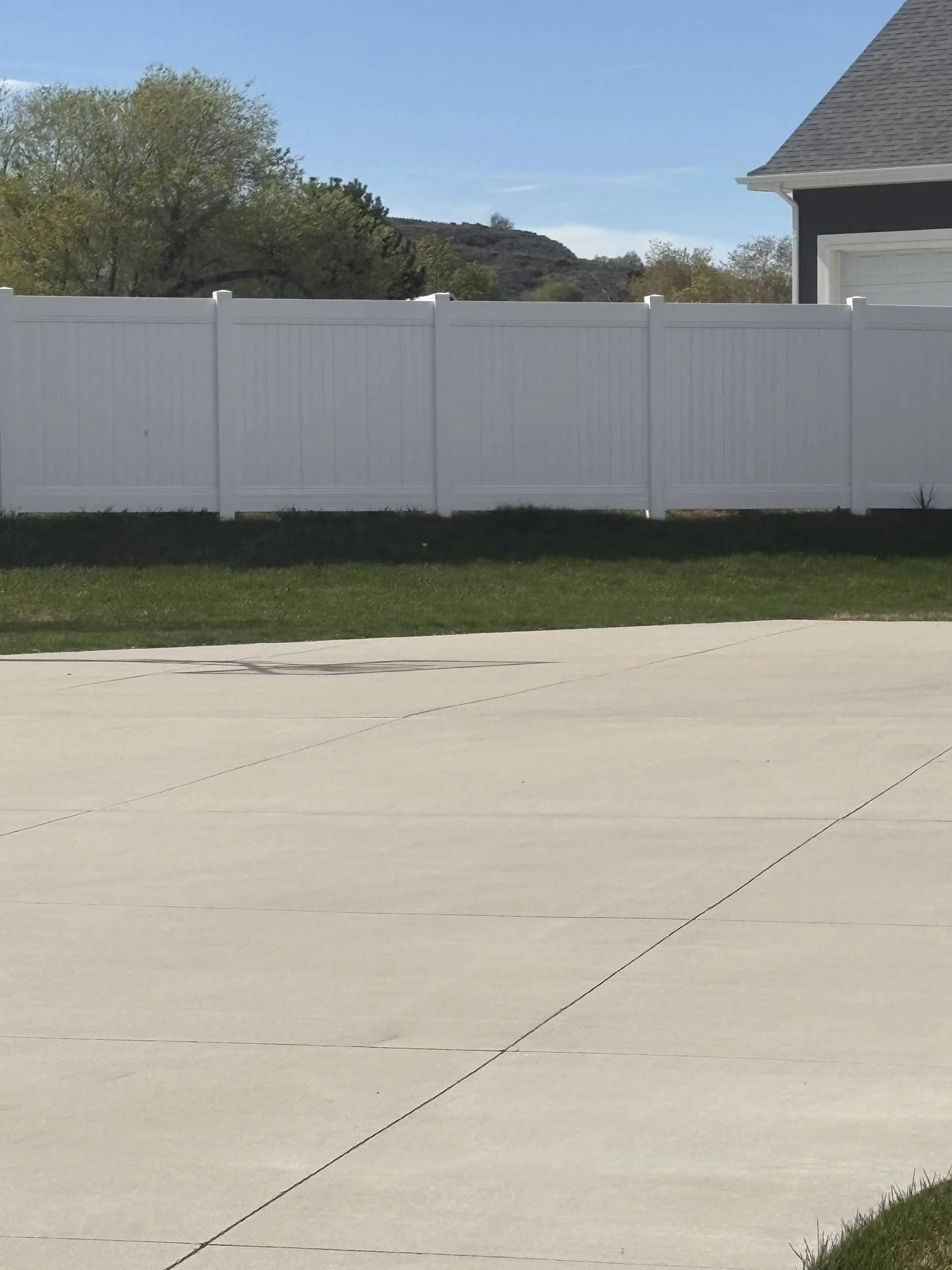 South Weber White Vinyl Privacy Fence Installation