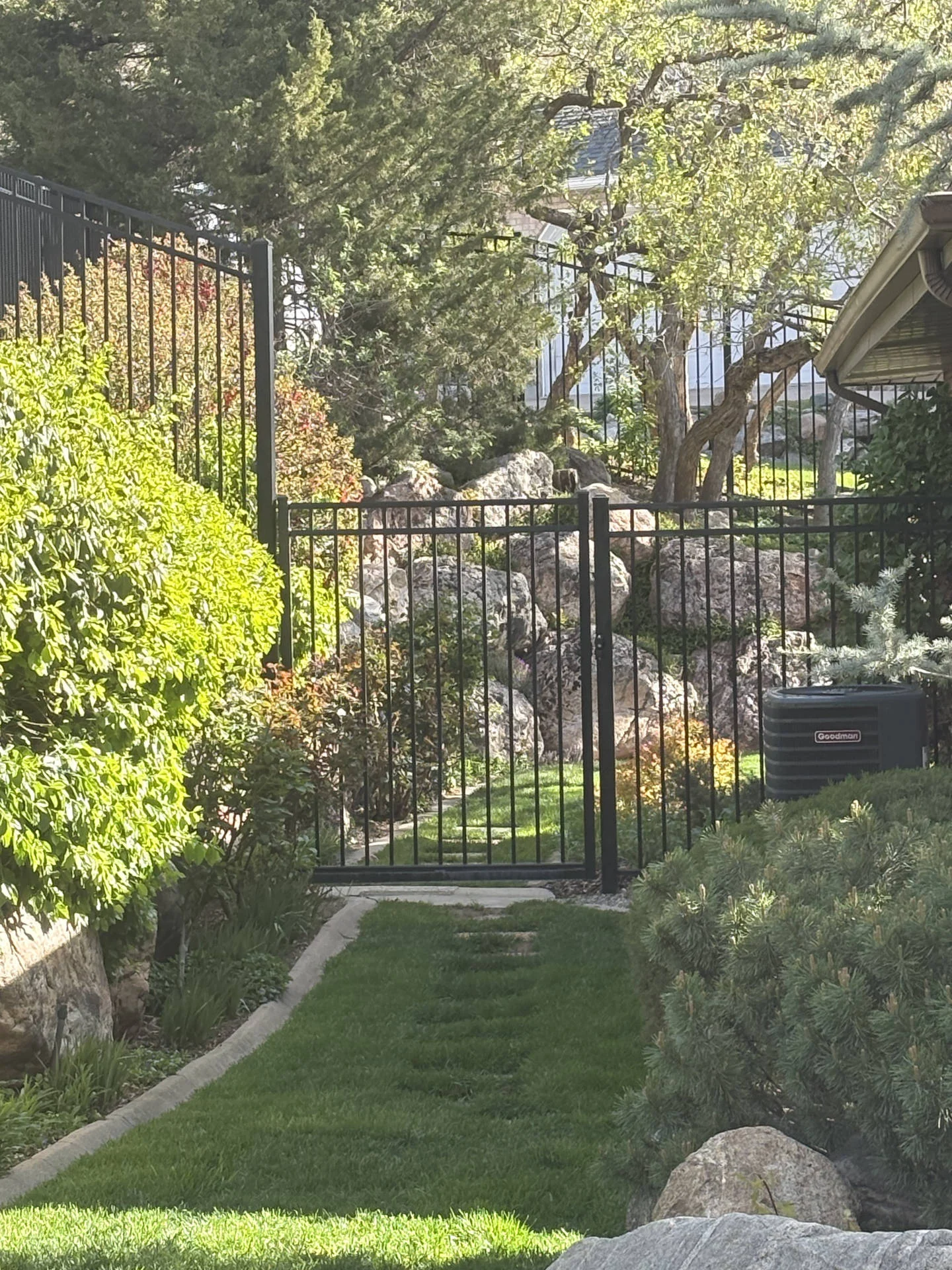 Ogden Black Aluminum Fence & Gates Installation