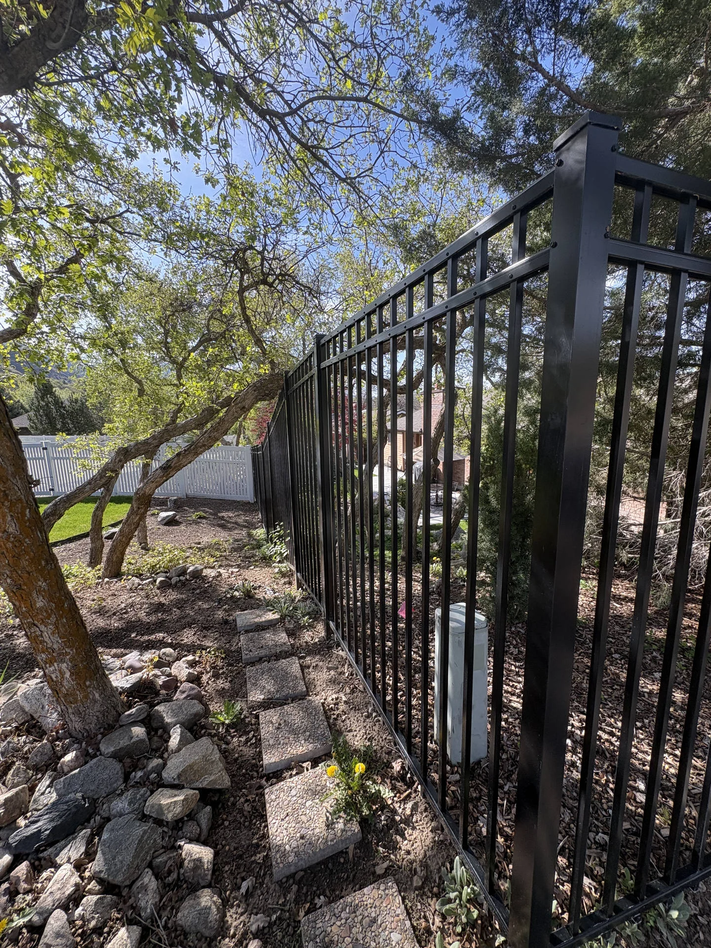 Ogden Black Aluminum Fence & Gates Installation