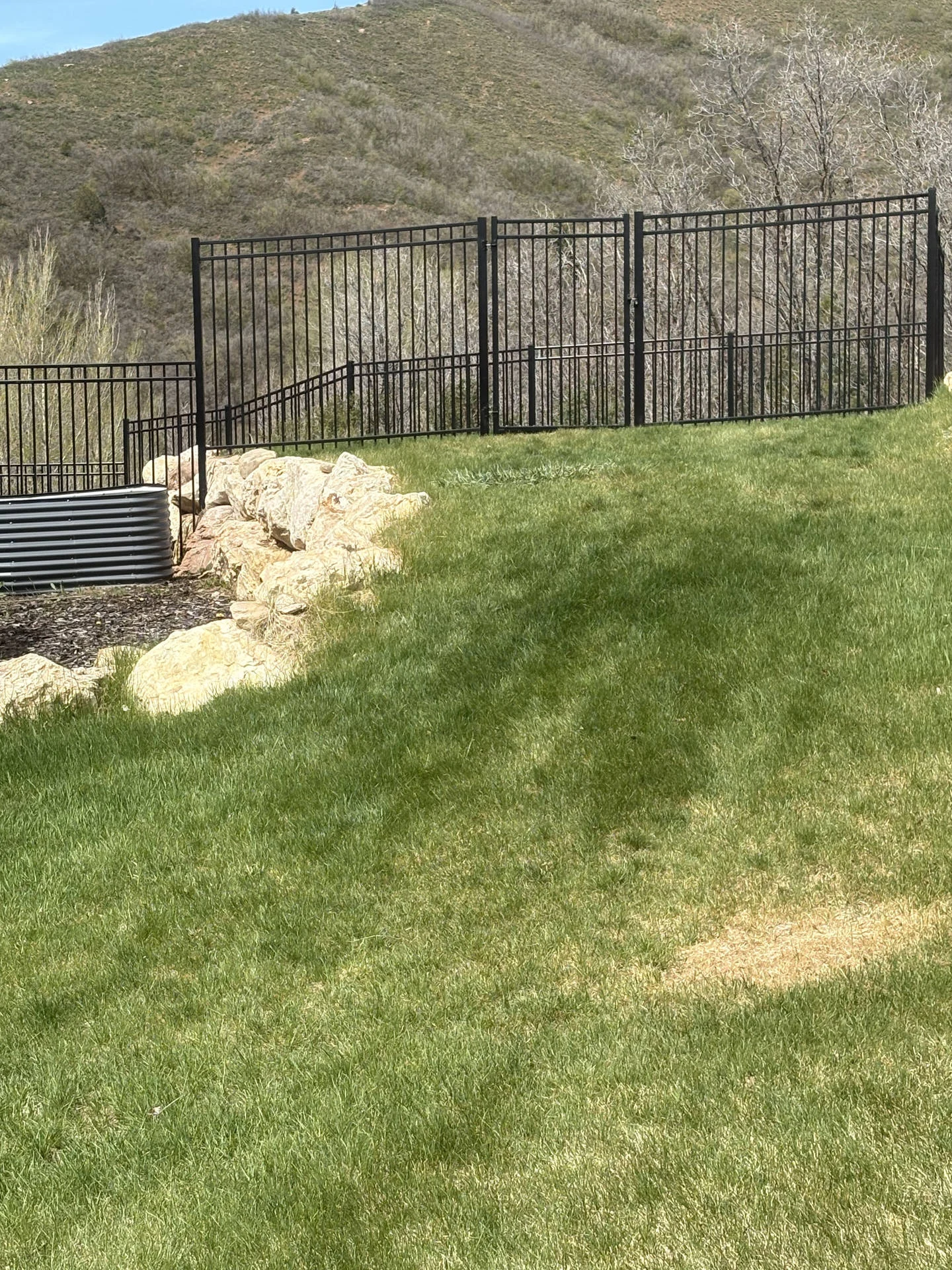 Mountain Green Aluminum Fence Installation with Gates