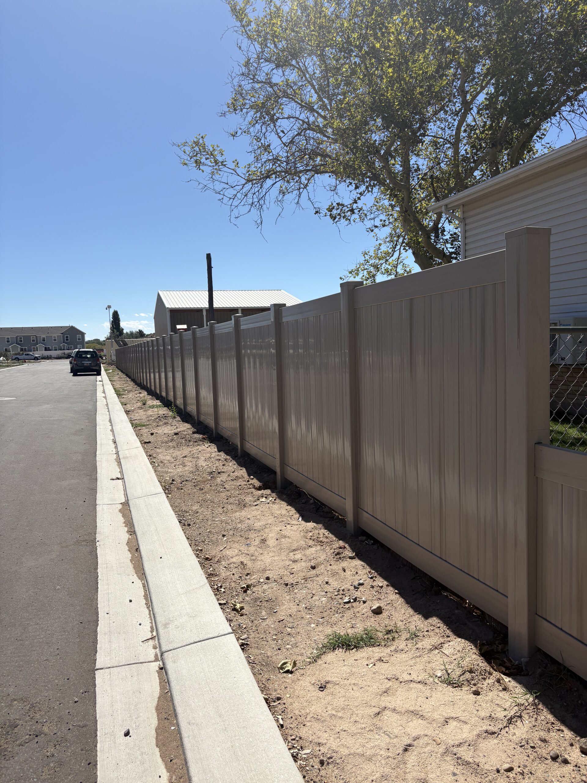 Durable 6-Foot Vinyl Privacy Fence in Roy, Utah