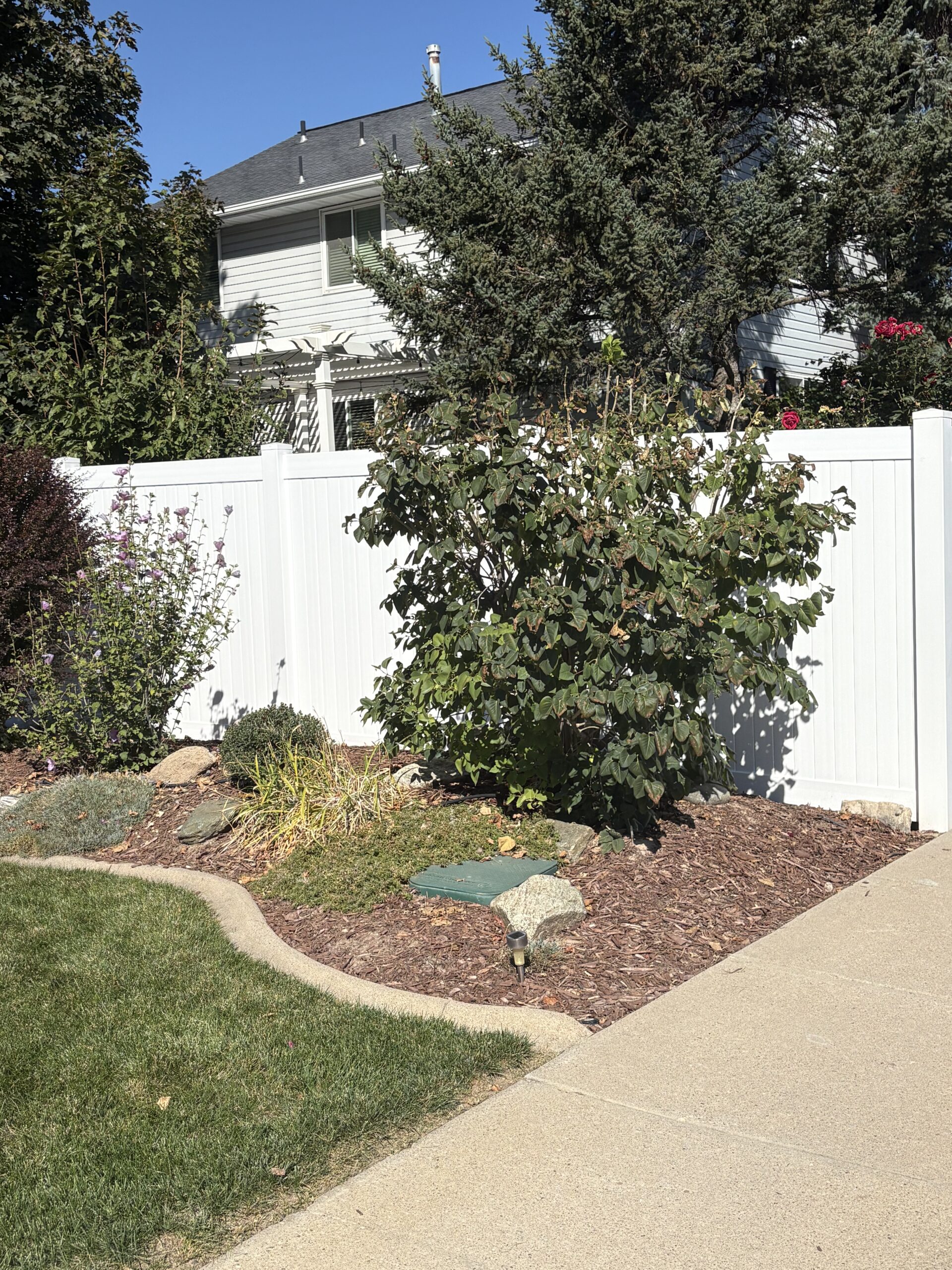 Recent Projects Kaysville White Vinyl Privacy Fence Installation