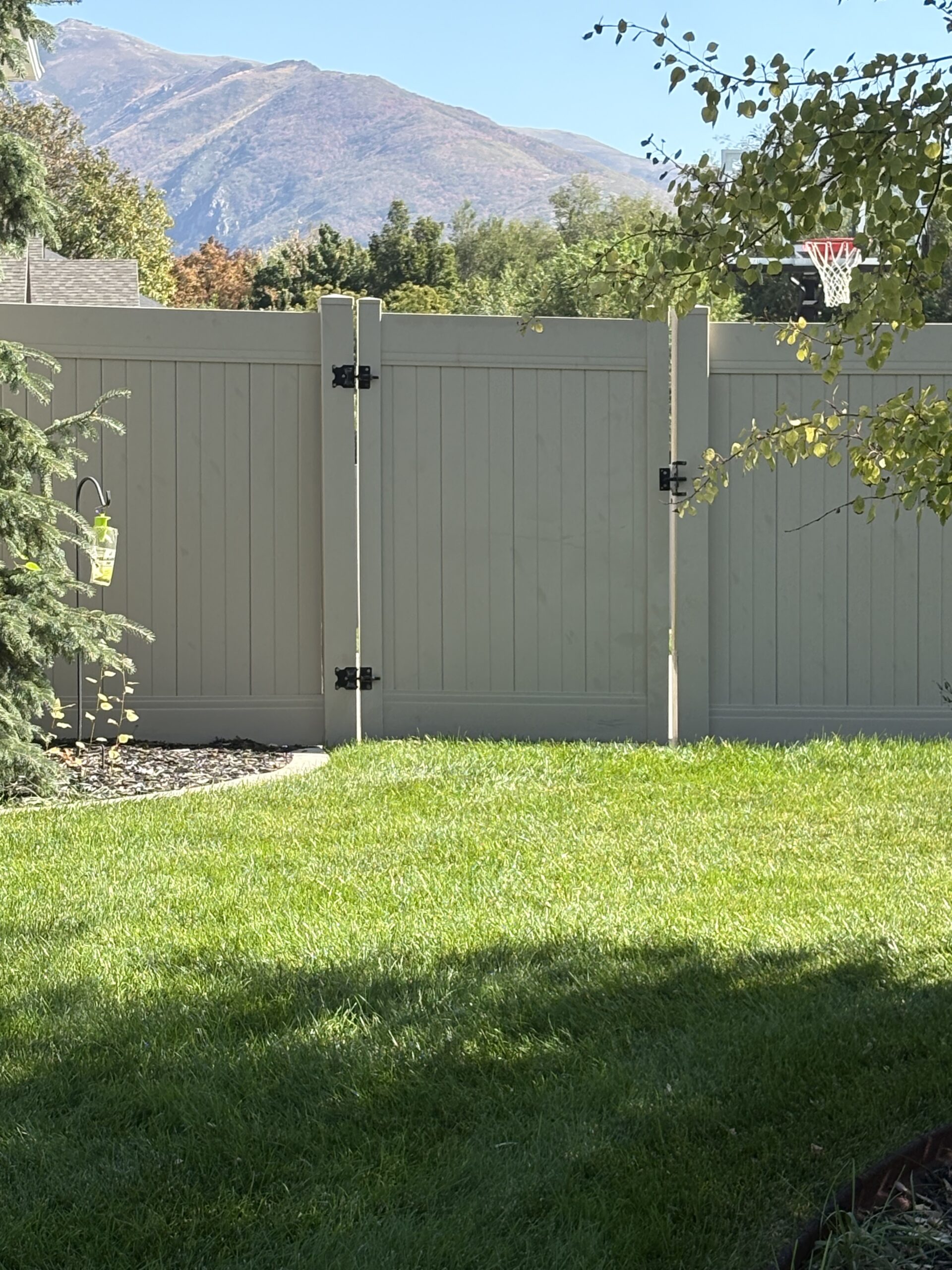 Recent Projects Durable 6-Foot Clay Vinyl Privacy Fence in Kaysville